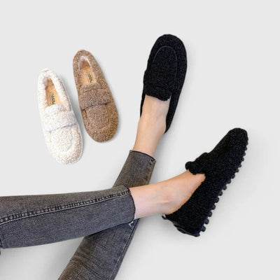 USHA™ Luxe Lamswollen Mocassins
